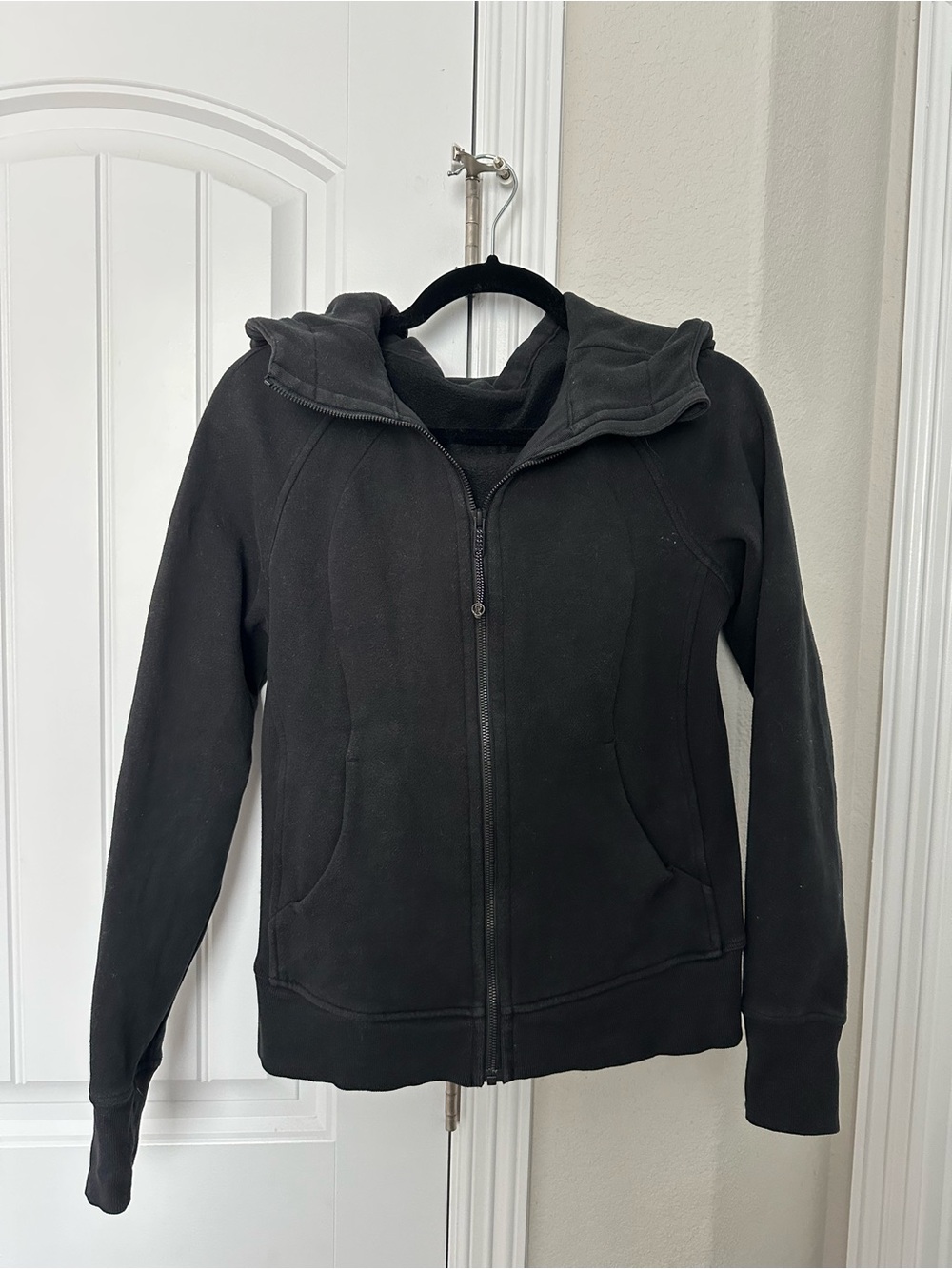 lululemon athletica Black Full-Zip Scuba Hooded Sweatshirt